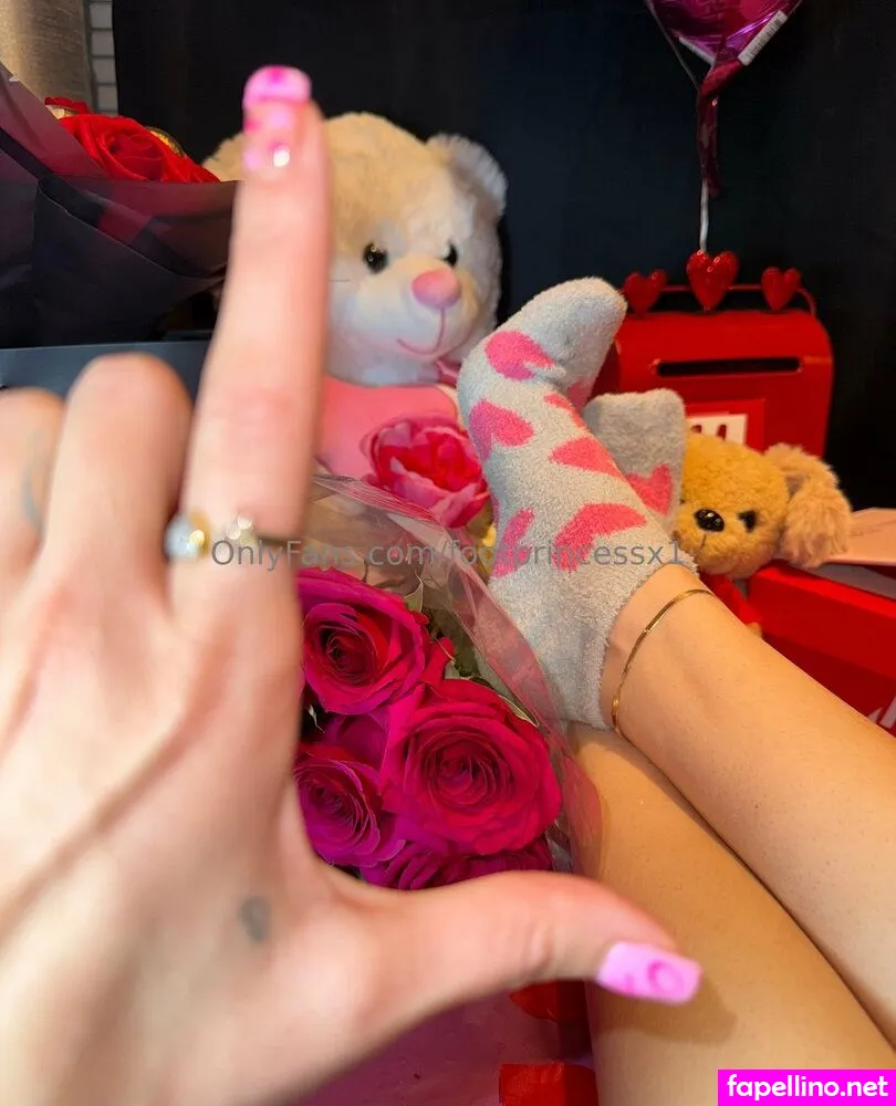 footprincessx1, thereal_raneesa Nude Leaked OnlyFans Photo #clNPuuomro