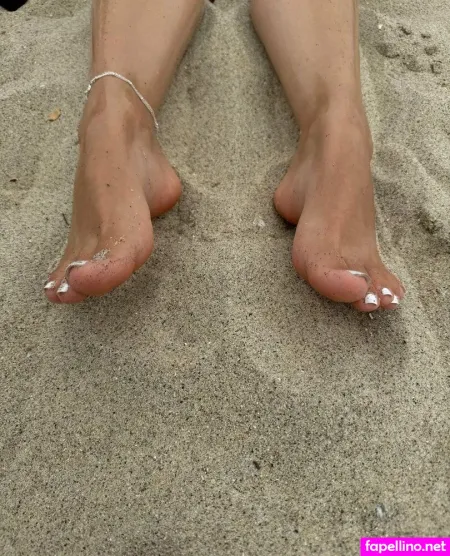 Footqueen349 OnlyFans Thumbnail #gVk0BoAXiO