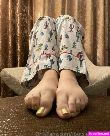 Footsiewithkitty OnlyFans Thumbnail #eyx6GXrjnV