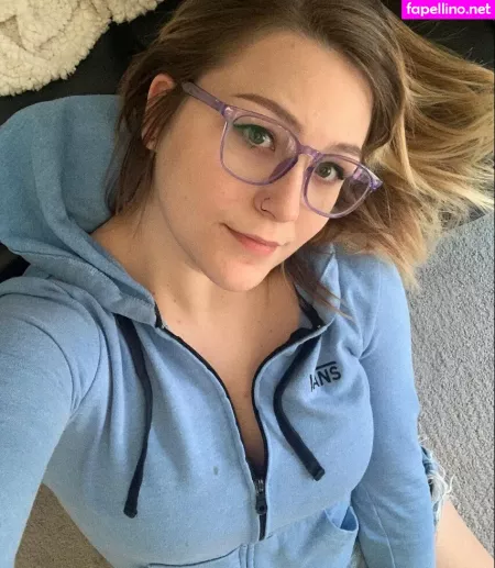 Fooyadanielle Bosch OnlyFans Thumbnail #DGl1RoQyNM