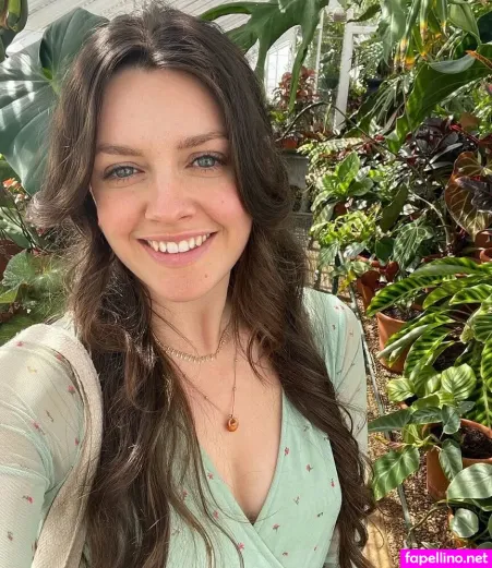 Foraged By Fern OnlyFans Thumbnail #BaL2mmtshr