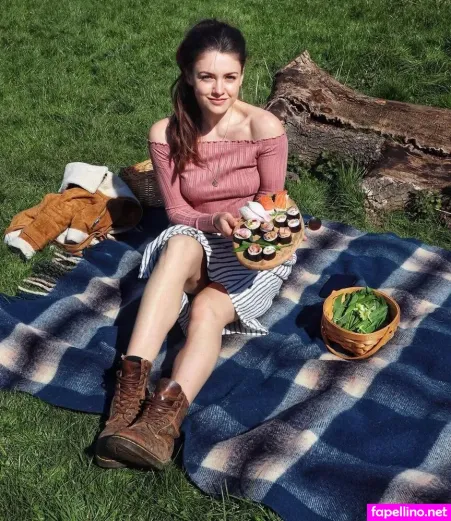 Foraged By Fern OnlyFans Thumbnail #JACYWWbbf1