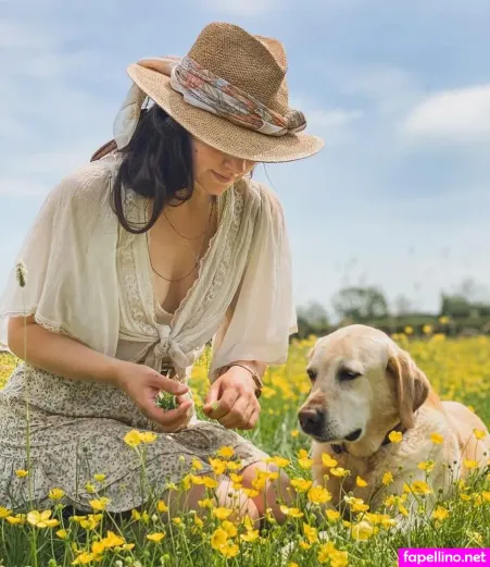 Foraged By Fern OnlyFans Thumbnail #nOmv4mTTvO