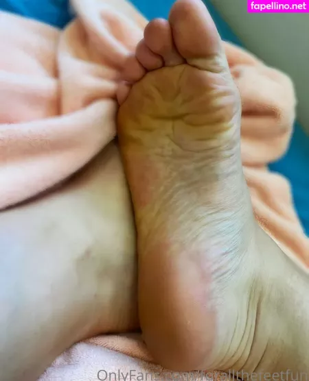 Forallthefeetfun OnlyFans Thumbnail #XDzIUPfFls