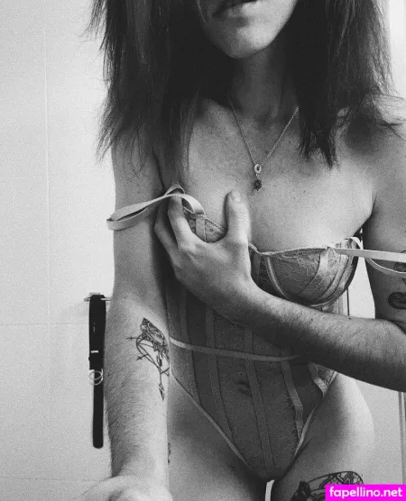 Forbiddenxrosefree OnlyFans Thumbnail #czX7h0vRle