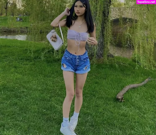 Foreign Bich OnlyFans Thumbnail #W9H9akpmkT