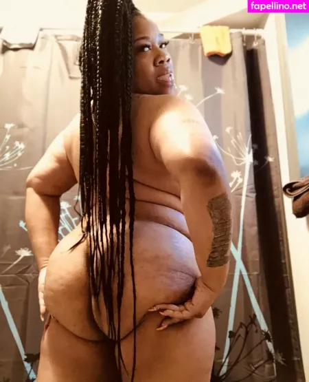 Foreign Luxury OnlyFans Thumbnail #We3QFftAuZ