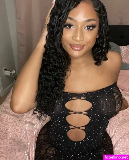 Foreignaiomi OnlyFans Thumbnail #BbttE5CdQh