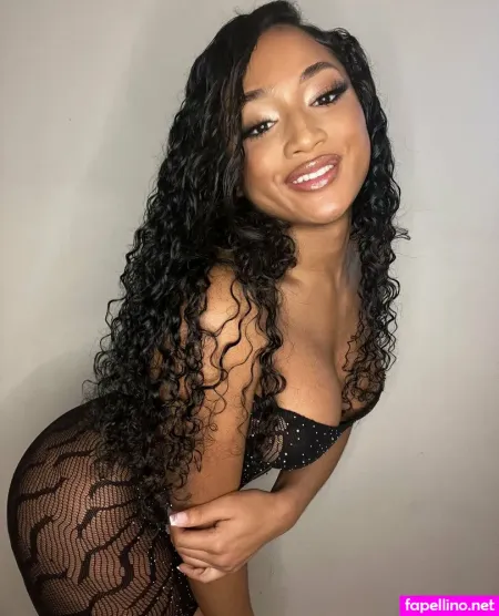 Foreignaiomi OnlyFans Thumbnail #cyWDW8oN2p