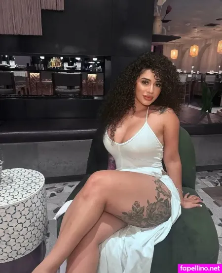Foreigncurls Sara OnlyFans Thumbnail #9dXINFwiMY