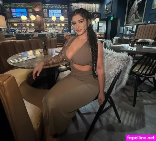 Foreigncurls Sara OnlyFans Thumbnail #WXBF8GyJSt