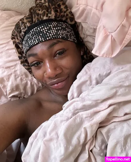 Foreignkisss OnlyFans Thumbnail #hCS8xlMjHR