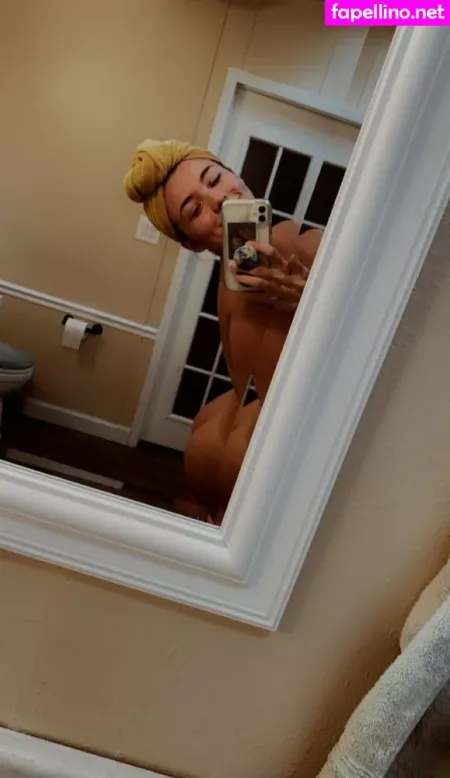 Foreignqueen OnlyFans Thumbnail #qwaenPUSyN