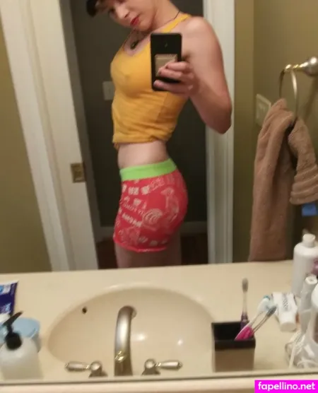 Forgetmenaughty OnlyFans Thumbnail #88q5U6ykml