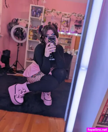 Forging Smores OnlyFans Thumbnail #UgQGREBtut