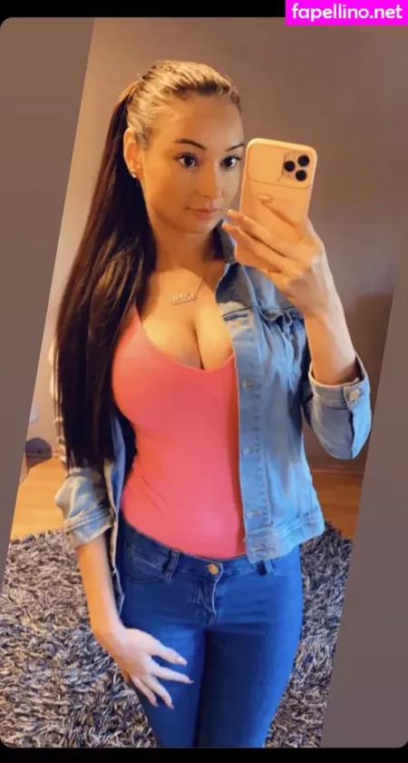 Forizs Lilla OnlyFans Thumbnail #w9i6fgJQHF