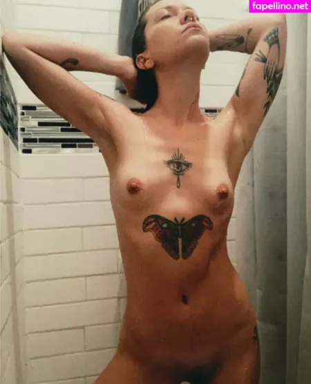 Forwardfarewell OnlyFans Thumbnail #o3BWVsZPOD