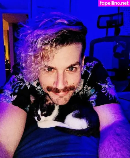 Fosterkittendad OnlyFans Thumbnail #Z8BrIUmEFq