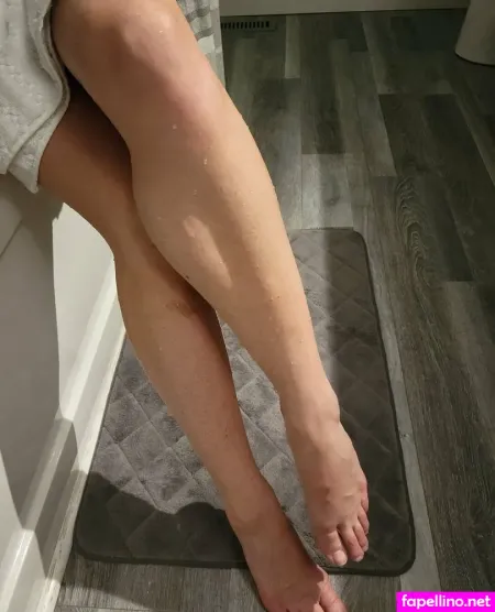 Foundherfeet OnlyFans Thumbnail #0ZMQG4KlNH