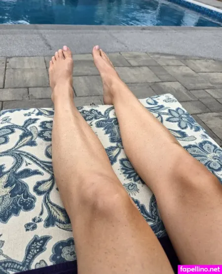 Foundherfeet Main Profile Photo