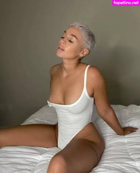 Foundmolly OnlyFans Thumbnail #Htt8Y78RLi