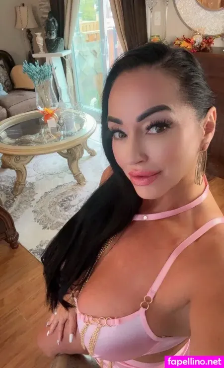 Fox Ella OnlyFans Thumbnail #5PTMsPTb18