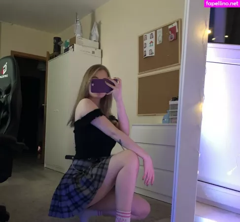 Fox Happiness OnlyFans Thumbnail #F1XkDs3BwS