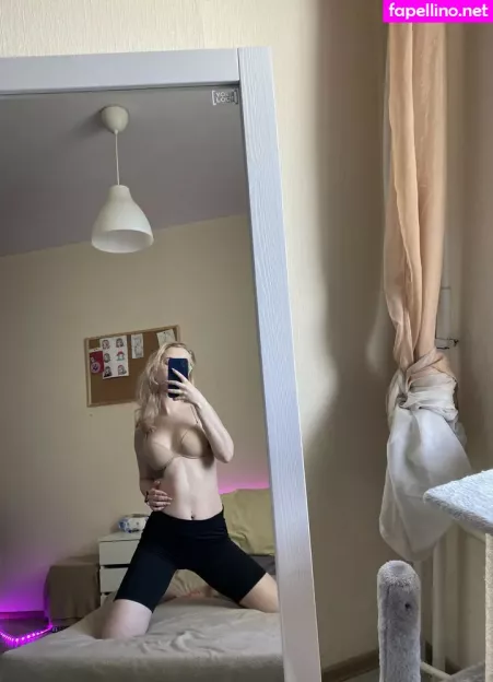 Fox Happiness OnlyFans Thumbnail #P2ouJEf1Ky