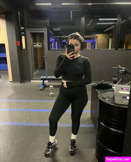 Fox Lisa OnlyFans Thumbnail #XSCXA6cxtB