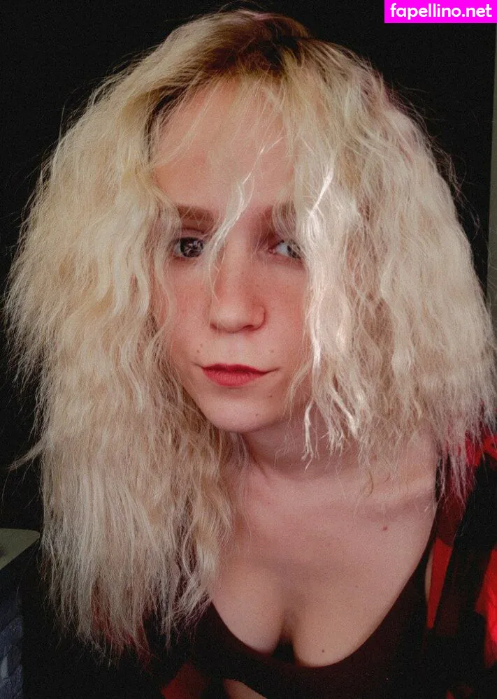 foxygen, stonedfoxmag Nude Leaked OnlyFans Photo #AlgoqshVMM