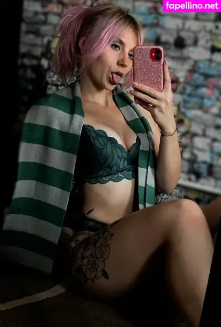 Fox Yuliya OnlyFans Thumbnail #pv1ZriOIBD