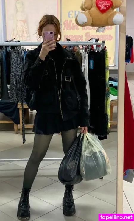 Foxevaxof OnlyFans Thumbnail #0zVflKQwyU