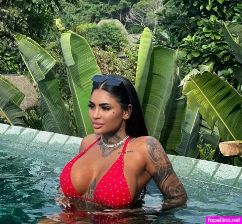 Foxiee Fox OnlyFans Thumbnail #1w4IH8eSli