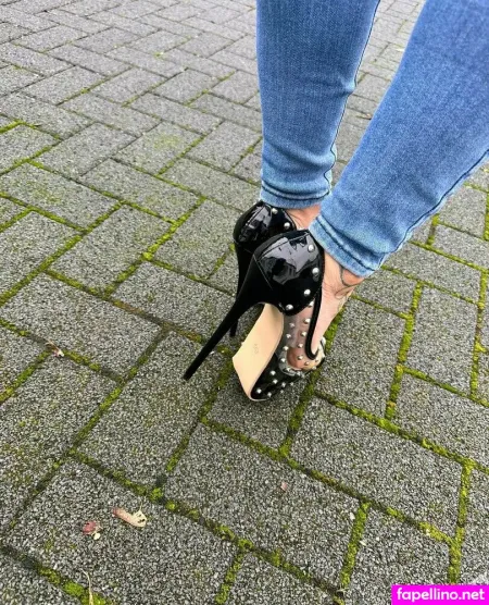 Foxieefeetfree OnlyFans Thumbnail #8ocMK1lq0z