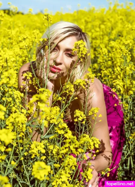 Foxnattalie OnlyFans Thumbnail #apPGLQlus7