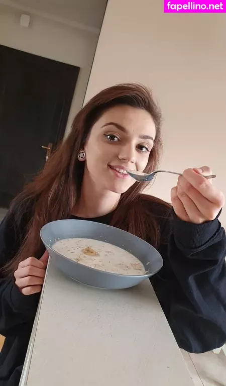 Foxneeko OnlyFans Thumbnail #bOd5SSdTi5