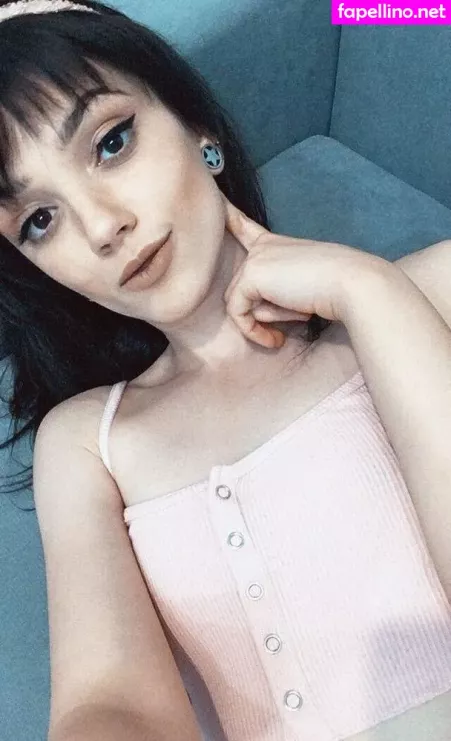 Foxneeko OnlyFans Thumbnail #l62U2EKiiv