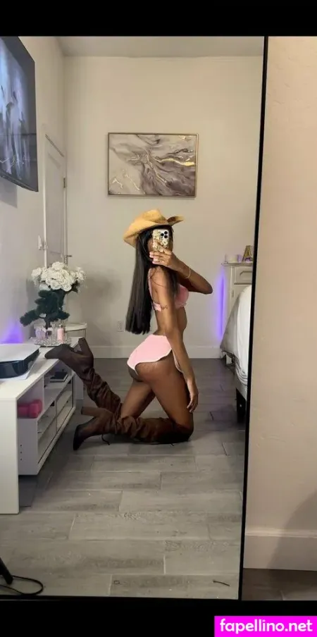 Foxstripes OnlyFans Thumbnail #KeCpUhsBvp