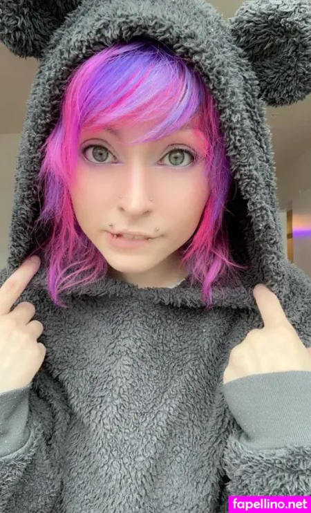 Foxxo 1 OnlyFans Thumbnail #6jLSZ1tGry