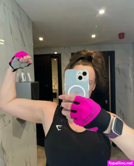 Foxxy2590 OnlyFans Thumbnail #x4lNLAP83b