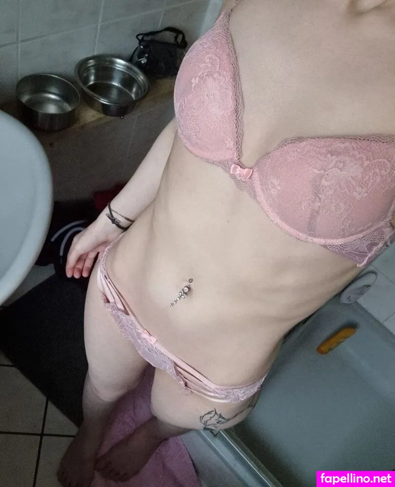 foxy.98, redfoxy.98 Nude Leaked OnlyFans Photo #OK0GRusJWP