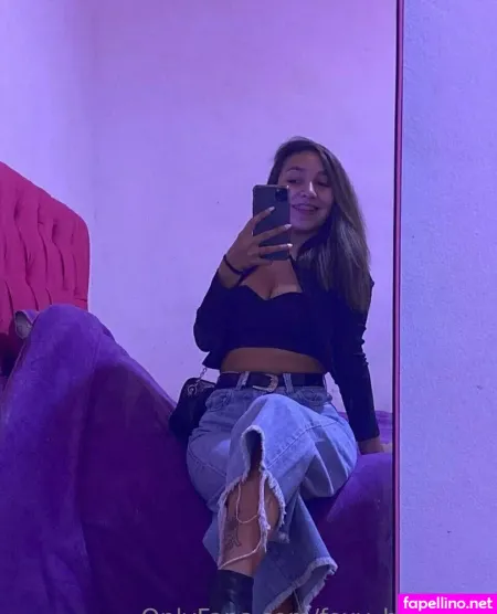 Foxy Babe143 OnlyFans Thumbnail #YiQsfi2DbG