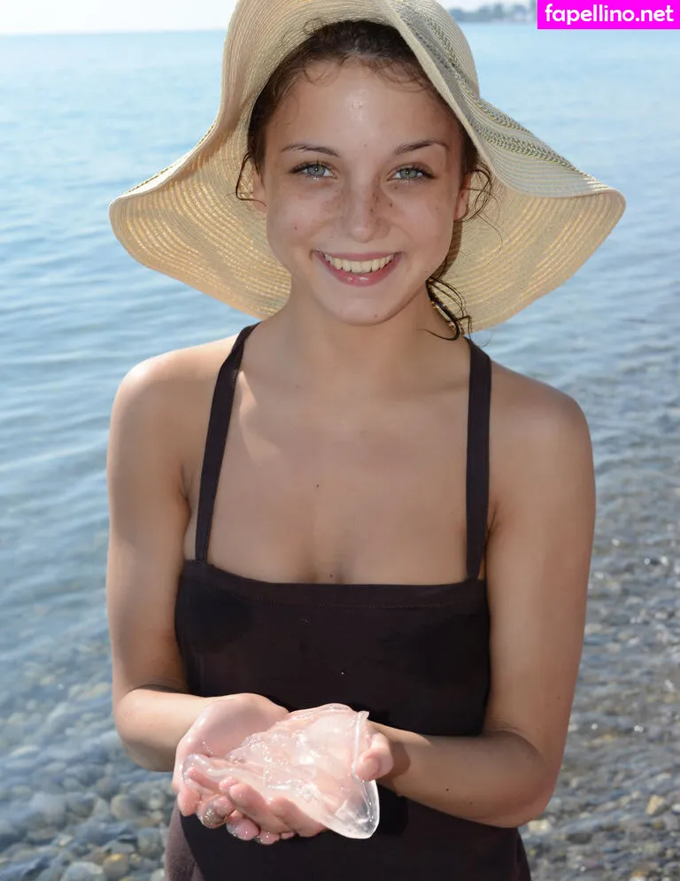 Foxi Di, Katya Ivanova, Kleine Punci, Nensi B Medina, foxy__di Nude Leaked OnlyFans Photo #tYUyJxTwea