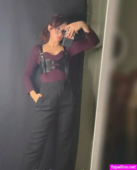 Foxy Emma Free OnlyFans Thumbnail #FG3i48pyFj