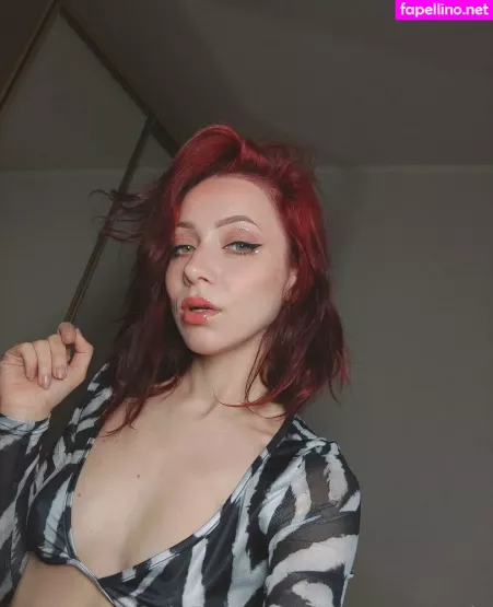 Foxy Emma Vip OnlyFans Thumbnail #nFQV98WzoS