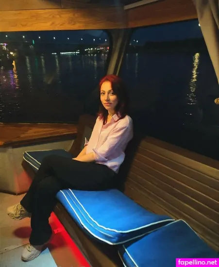 Foxy Emmma OnlyFans Thumbnail #60X1BujQnN