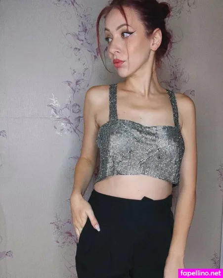 Foxy Emmma OnlyFans Thumbnail #gMPET6CZo6