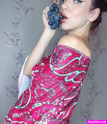 Foxy Emmma OnlyFans Thumbnail #oIaeLVCMvS