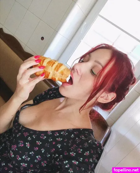 Foxy Emmma OnlyFans Thumbnail #u9tupSrZRR