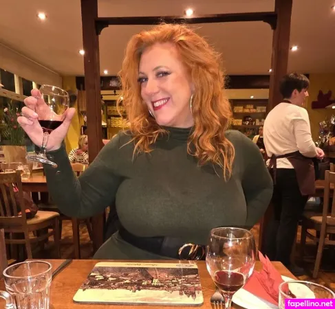 Foxy English Redhead OnlyFans Thumbnail #iSJeaazLCc